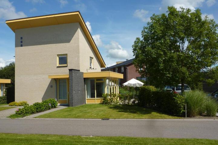 vakantiehuisgalamadammen met ligplaats boot
