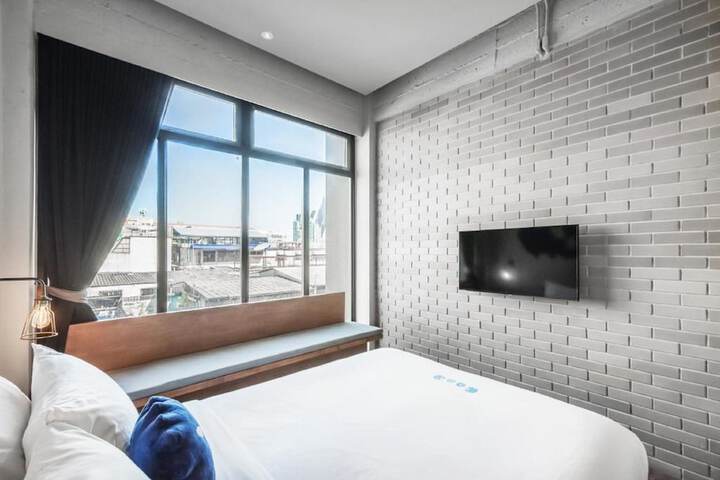 Room 21 of 66