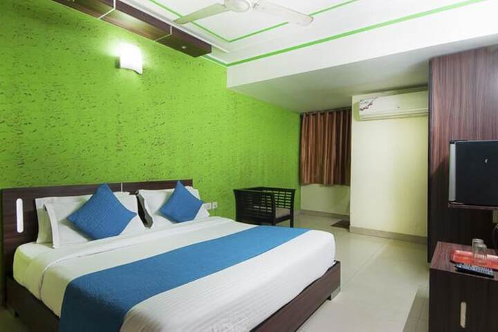 Room 19 of 33