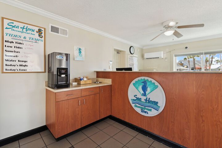 Hotel Interior 6 of 138