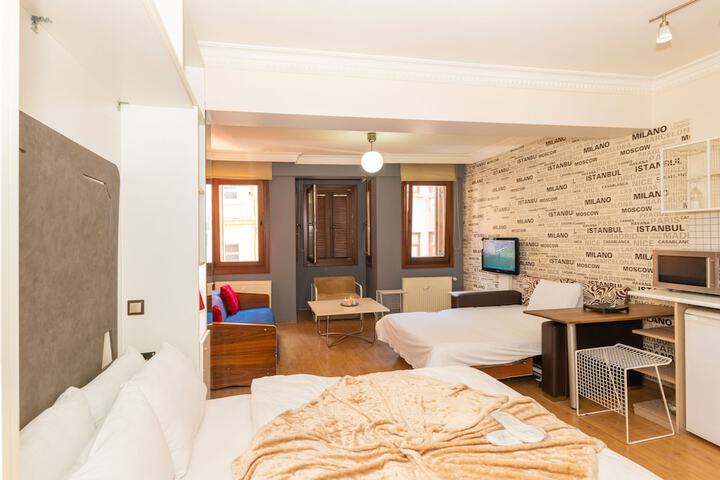 Room 80 of 138