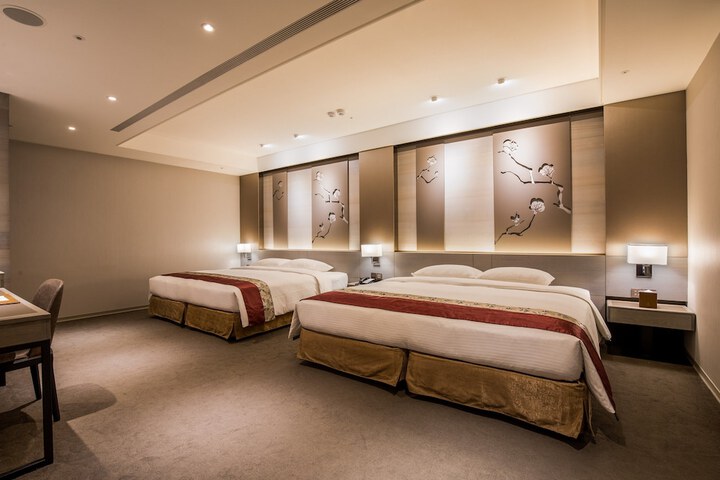 Room 60 of 105