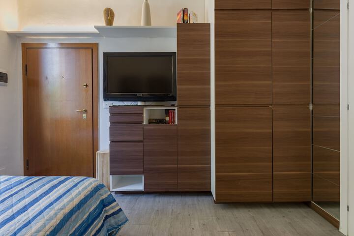 Room 18 of 126