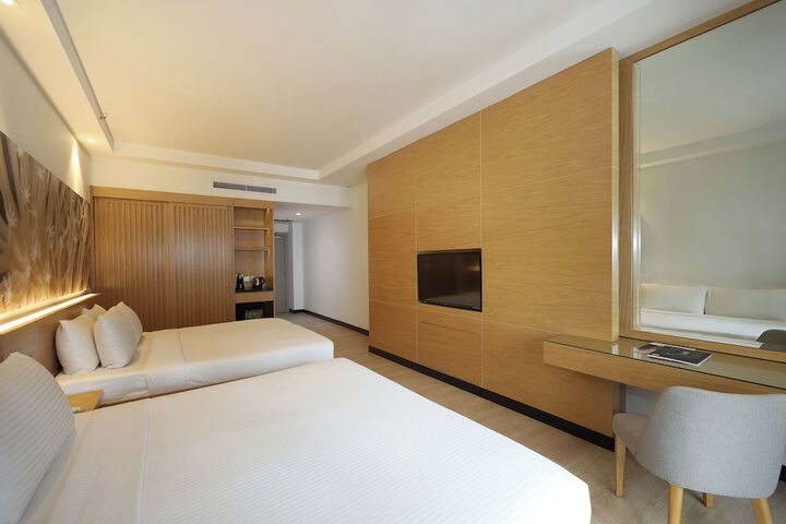 Room 15 of 58