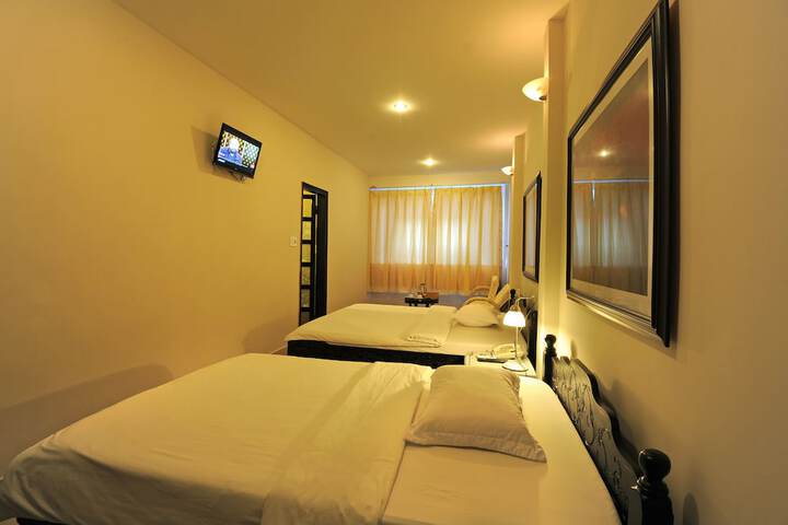 Room 20 of 48