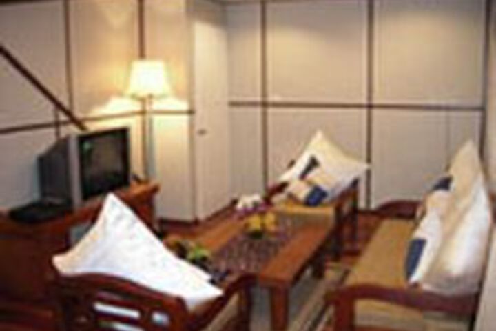Room 15 of 17