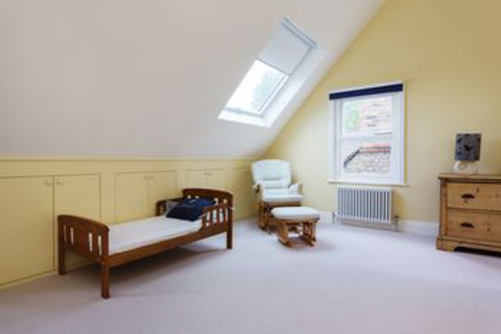 Room 14 of 28