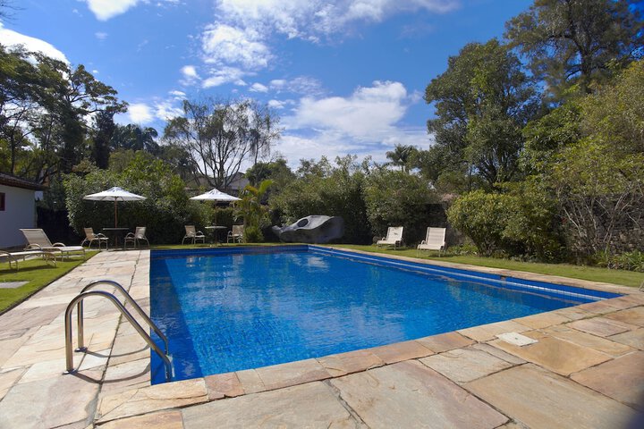 Pool 10 of 31