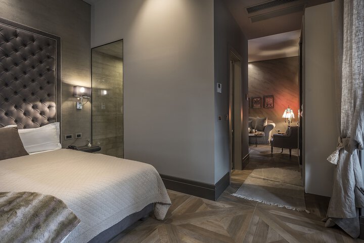 Room 8 of 59