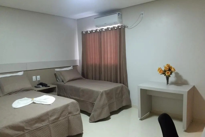 Room 3 of 22