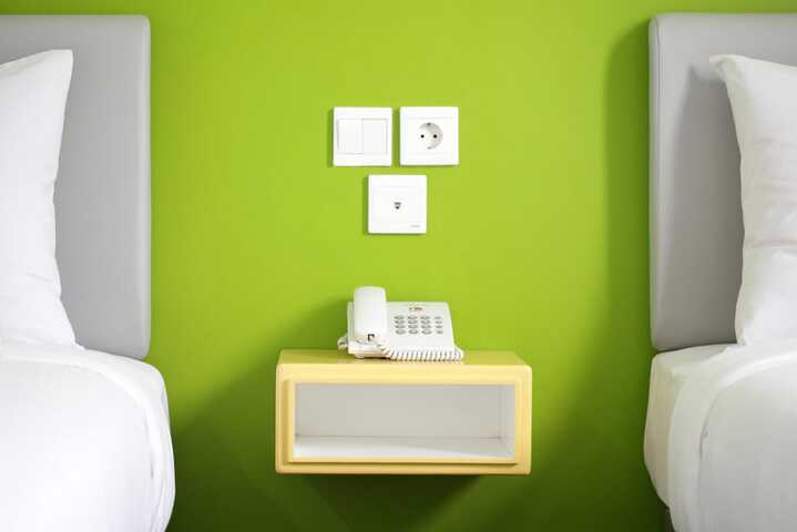 Room 5 of 30
