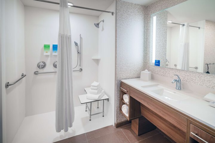 Bathroom shower