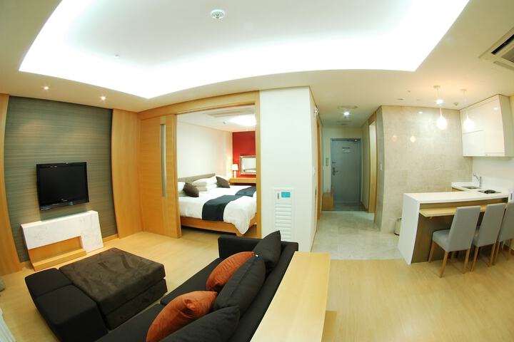 Room 5 of 51