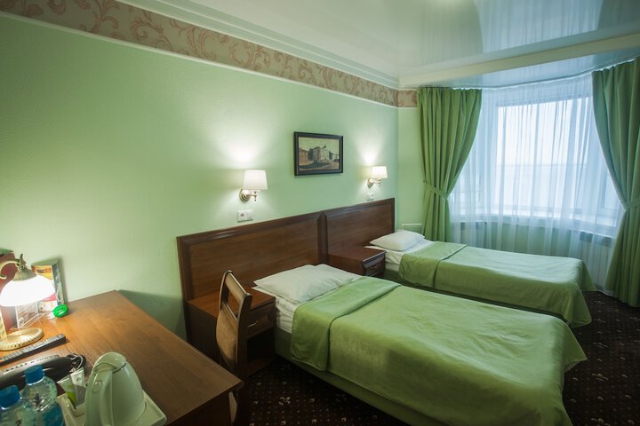 Room 3 of 46