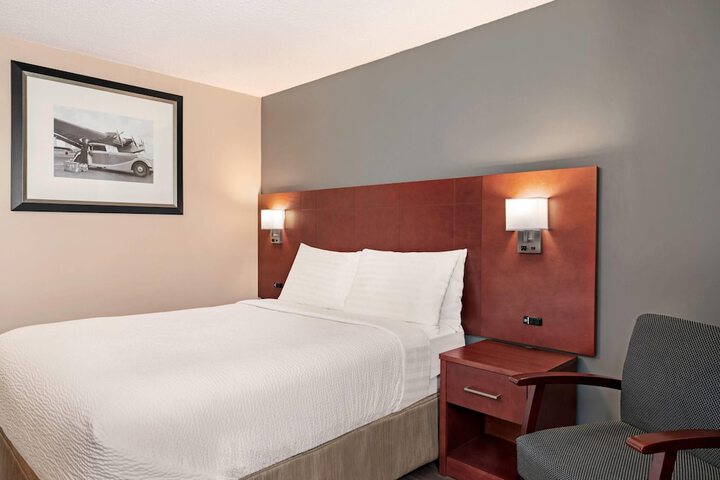 Room 20 of 44
