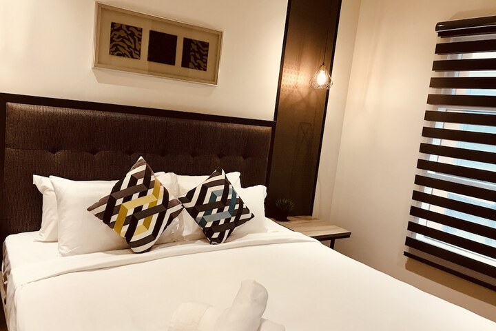 Room 8 of 54