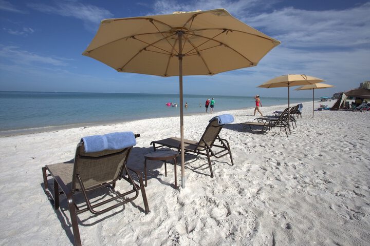Beach 33 of 42