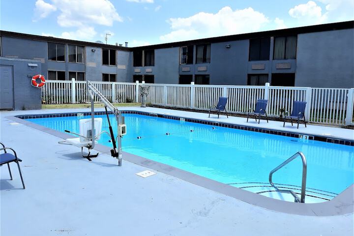 Pool 55 of 75