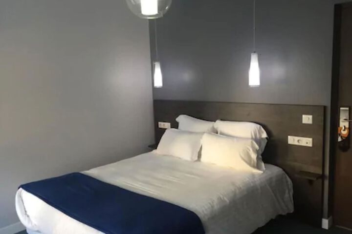 Room 55 of 61