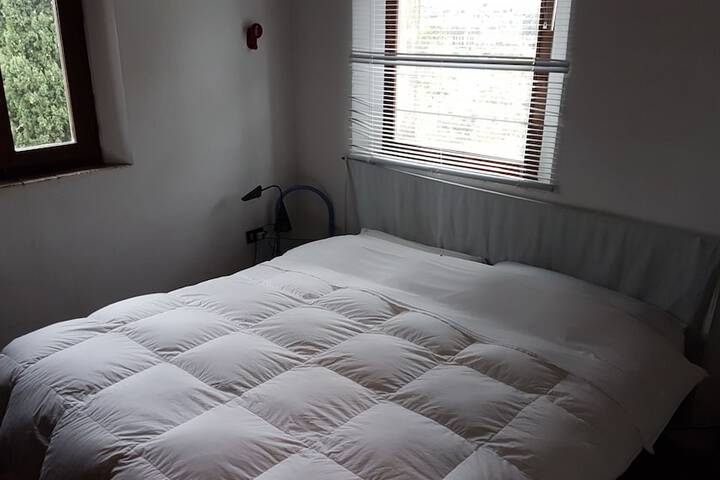 Room 5 of 34