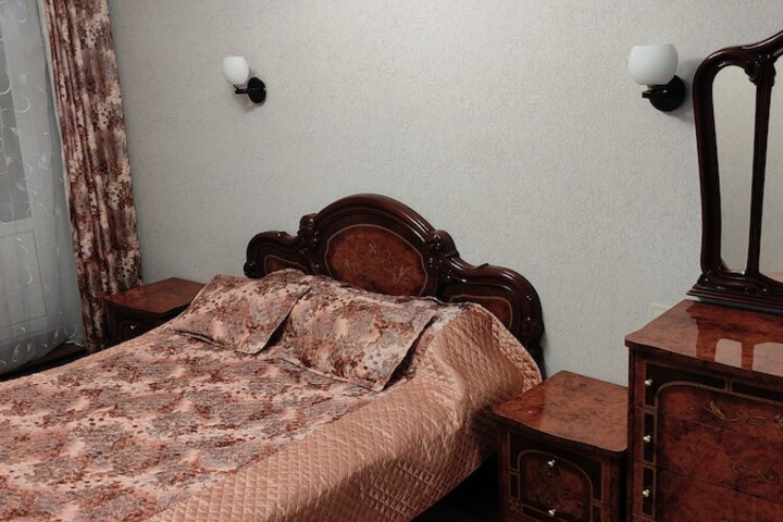 Room 14 of 32
