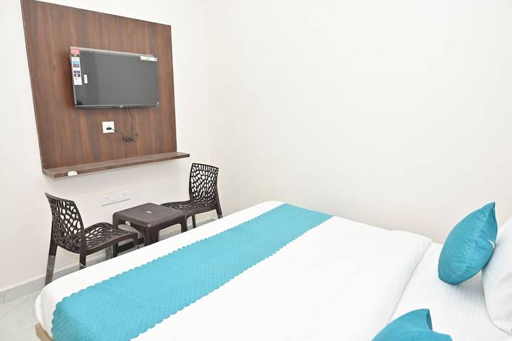 Room 15 of 31