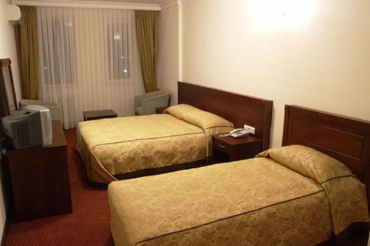 Room 5 of 29