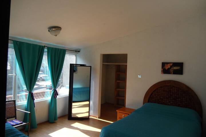 Room 8 of 42