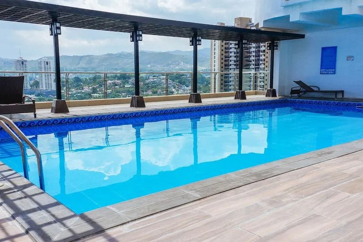 Pool 9 of 17