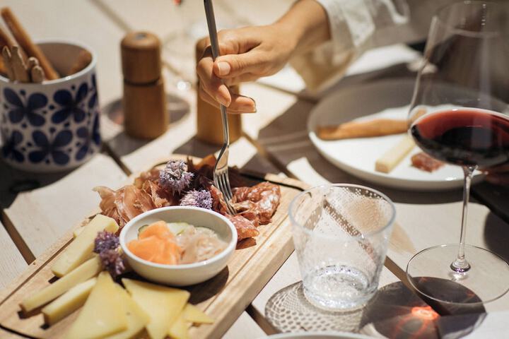 Dining 48 of 74