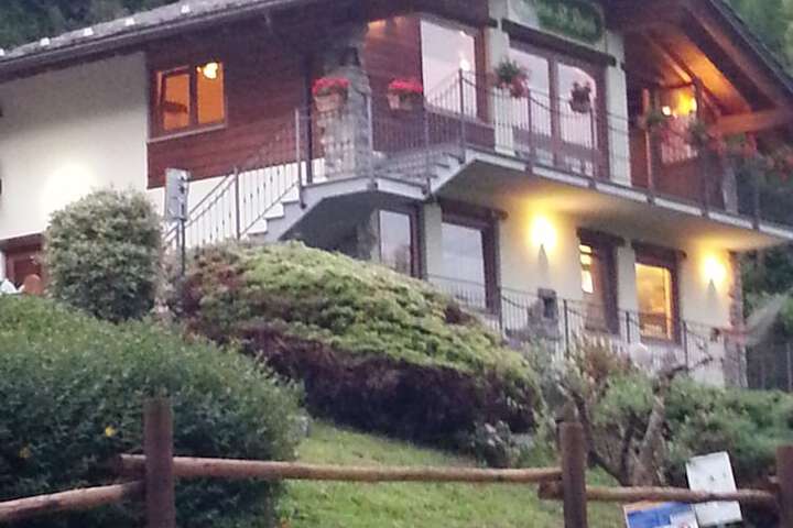 Hotel 4 of 34