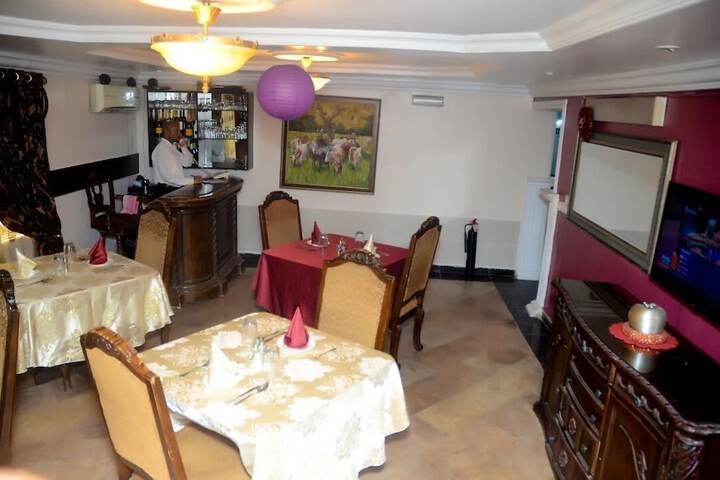 Dining 6 of 6