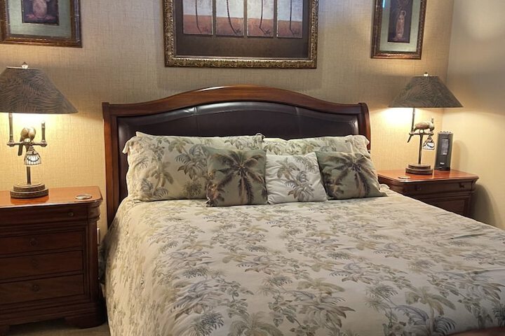 Room 8 of 48