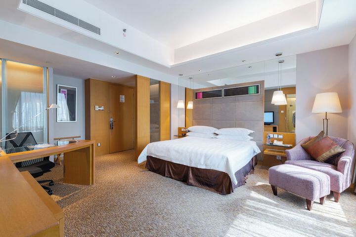 Room 21 of 60