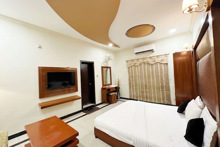 Room 48 of 67