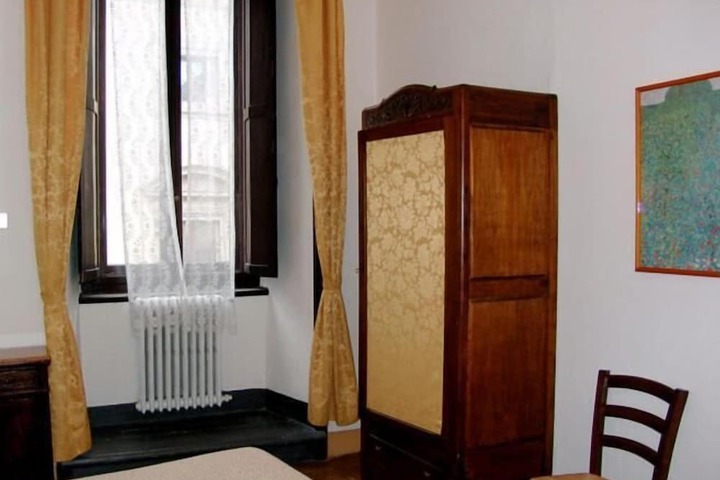 Room 18 of 39