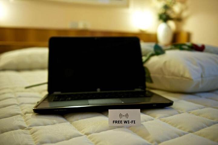 Room 18 of 39