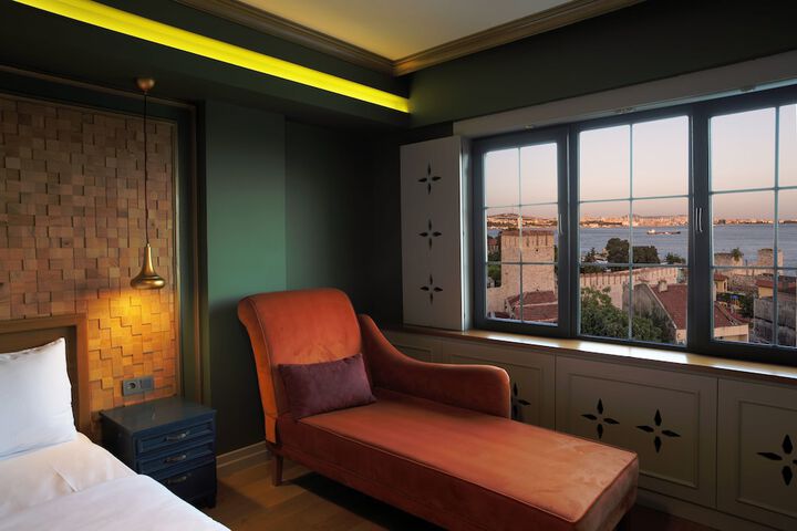 Room 20 of 36