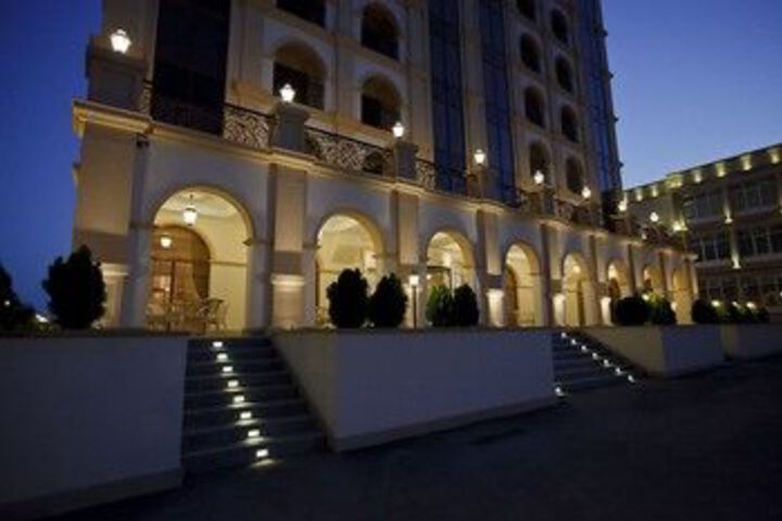 Hotel 33 of 75