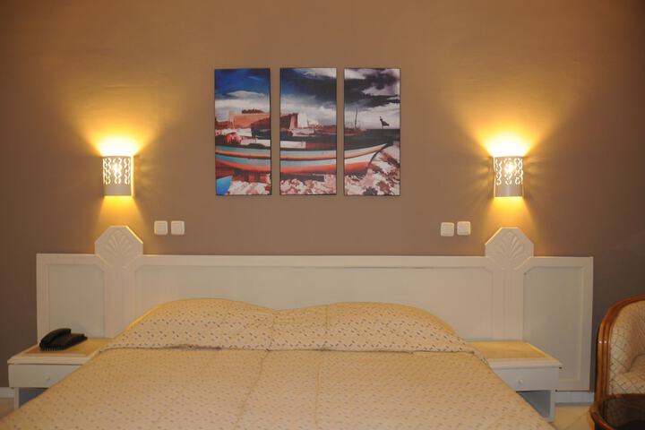 Room 5 of 46