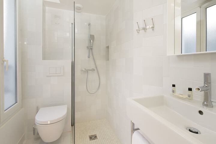 Bath Interior