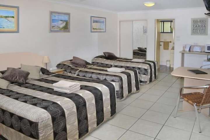 Room 5 of 28
