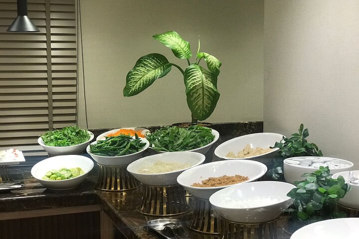 Dining 60 of 86