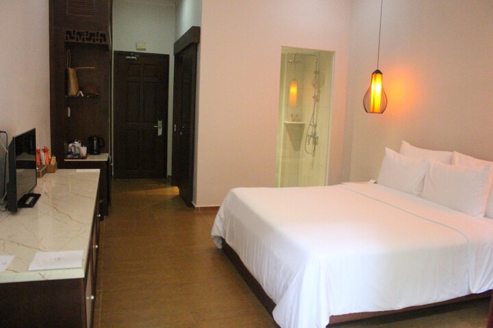 Room 21 of 71