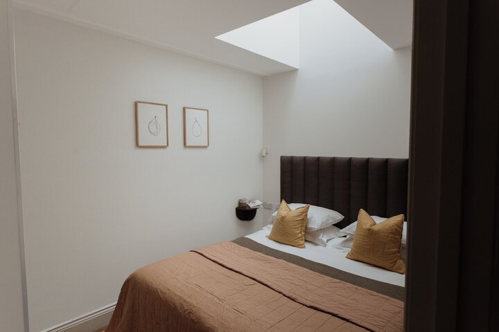 Room 5 of 36