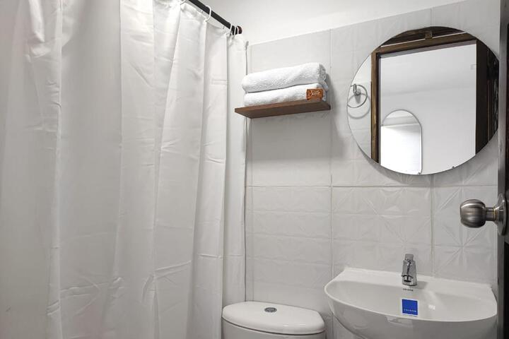 Room 5 of 23