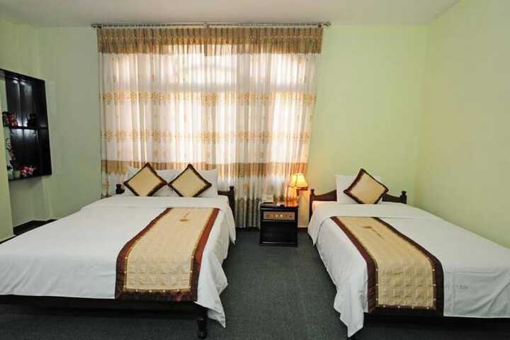 Room 12 of 31