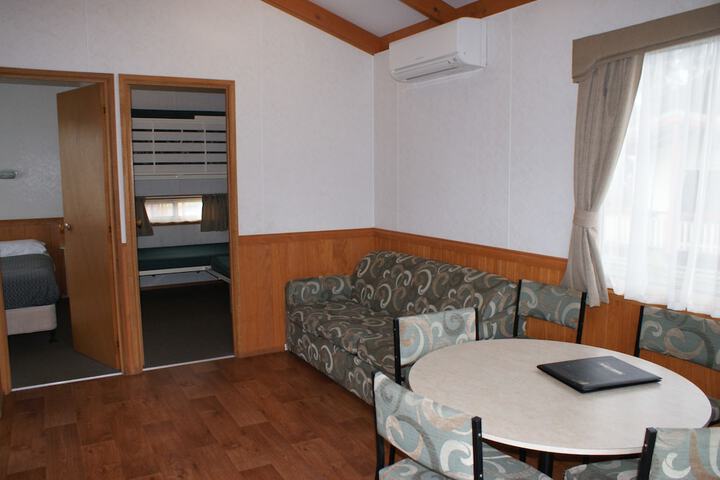 Room 47 of 116