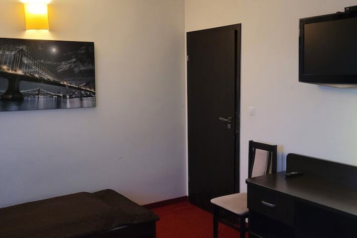 Room 14 of 41