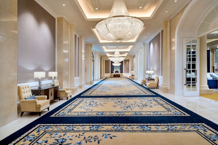 Ballroom/Hall 135 of 152
